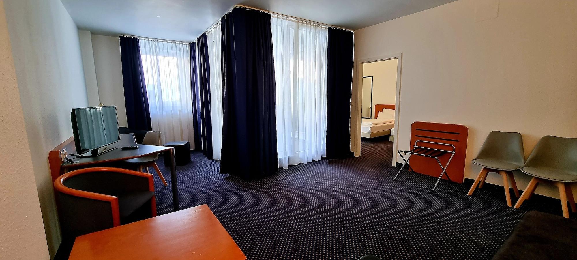 Arcadia Hotel Heidelberg Шветцинген Экстерьер фото