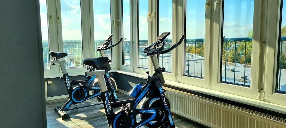 Arcadia Hotel Heidelberg Шветцинген Экстерьер фото