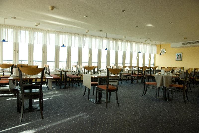 Arcadia Hotel Heidelberg Шветцинген Экстерьер фото